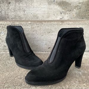 stuart weitzman solo suede booties